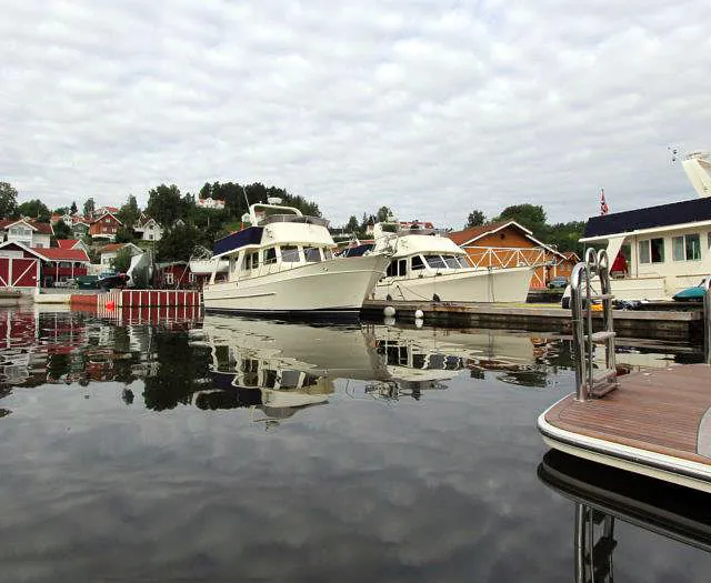 Utsiktsbilde over brygga i Vollen